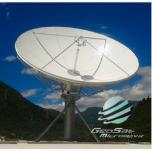 Спутниковая антенна - антенна земных станций, TXRX, диаметр 4,5 м, Ku-Band 10.7 - 12.75 & 13.75 - 14.5 GHz